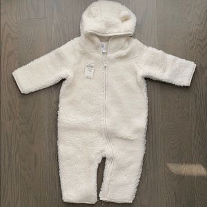 6-12m NWT Sherpa Snowsuit with Brannan Bear Hood